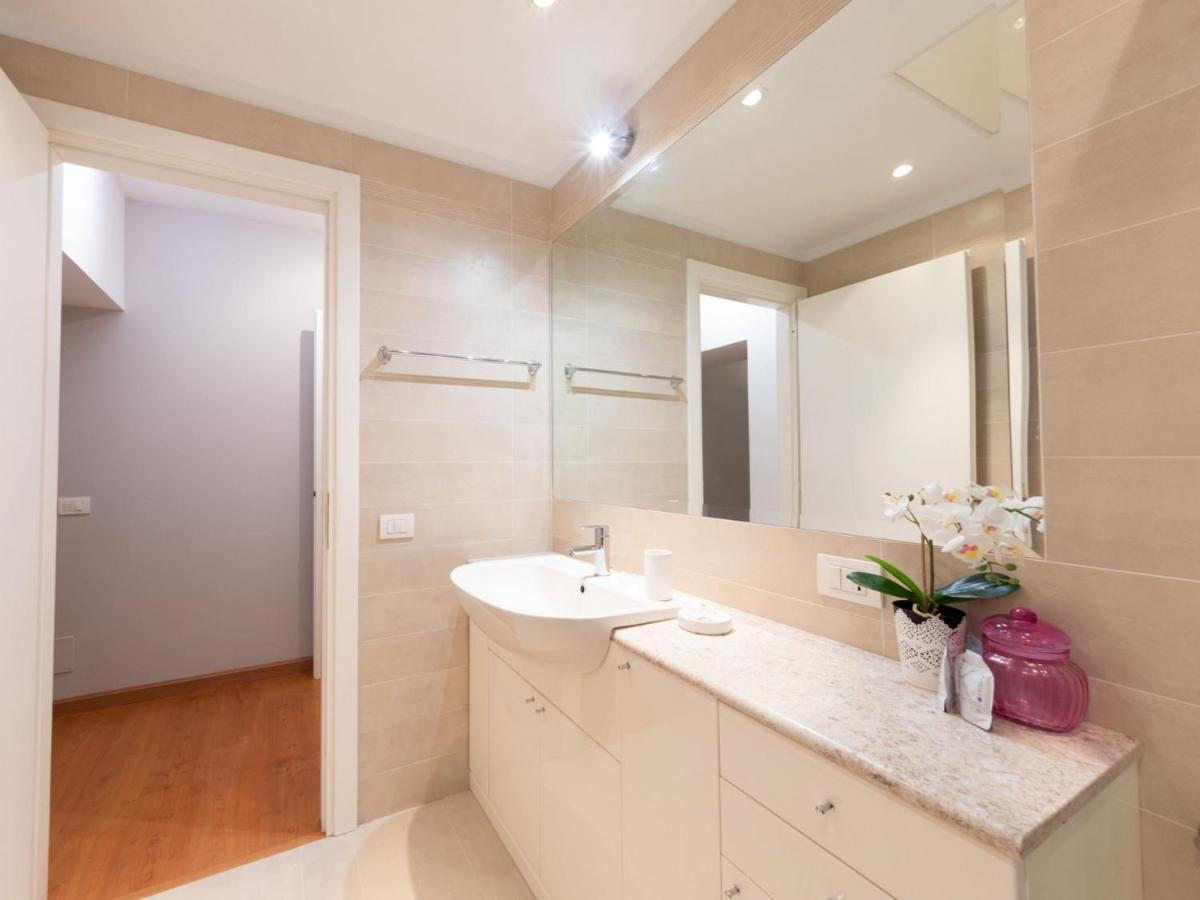 The Best Rent - Lovely One-bedroom Near Borghese * Rom